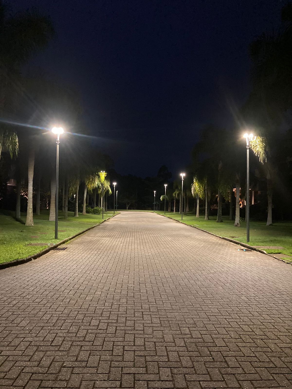 Imagem de Iluminação Pública com Luminárias LED